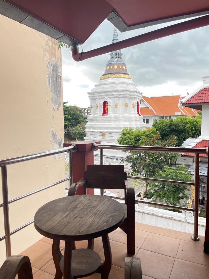 Baan Chinnakarn Chiang Mai Bagian luar foto